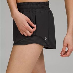 Lululemon Hotty hot shorts black